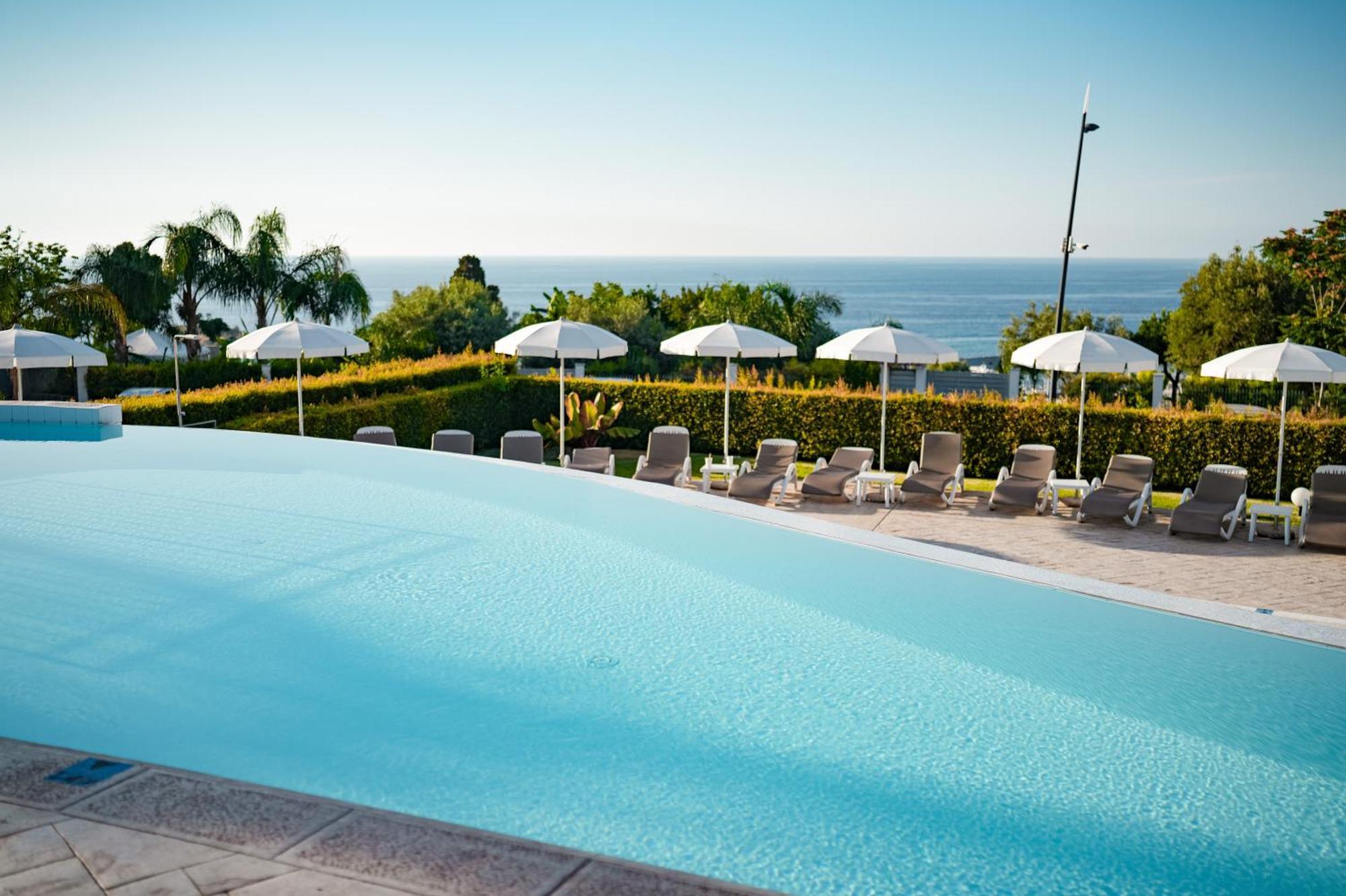 Sentido Michelizia Tropea Resort Eksteriør bilde