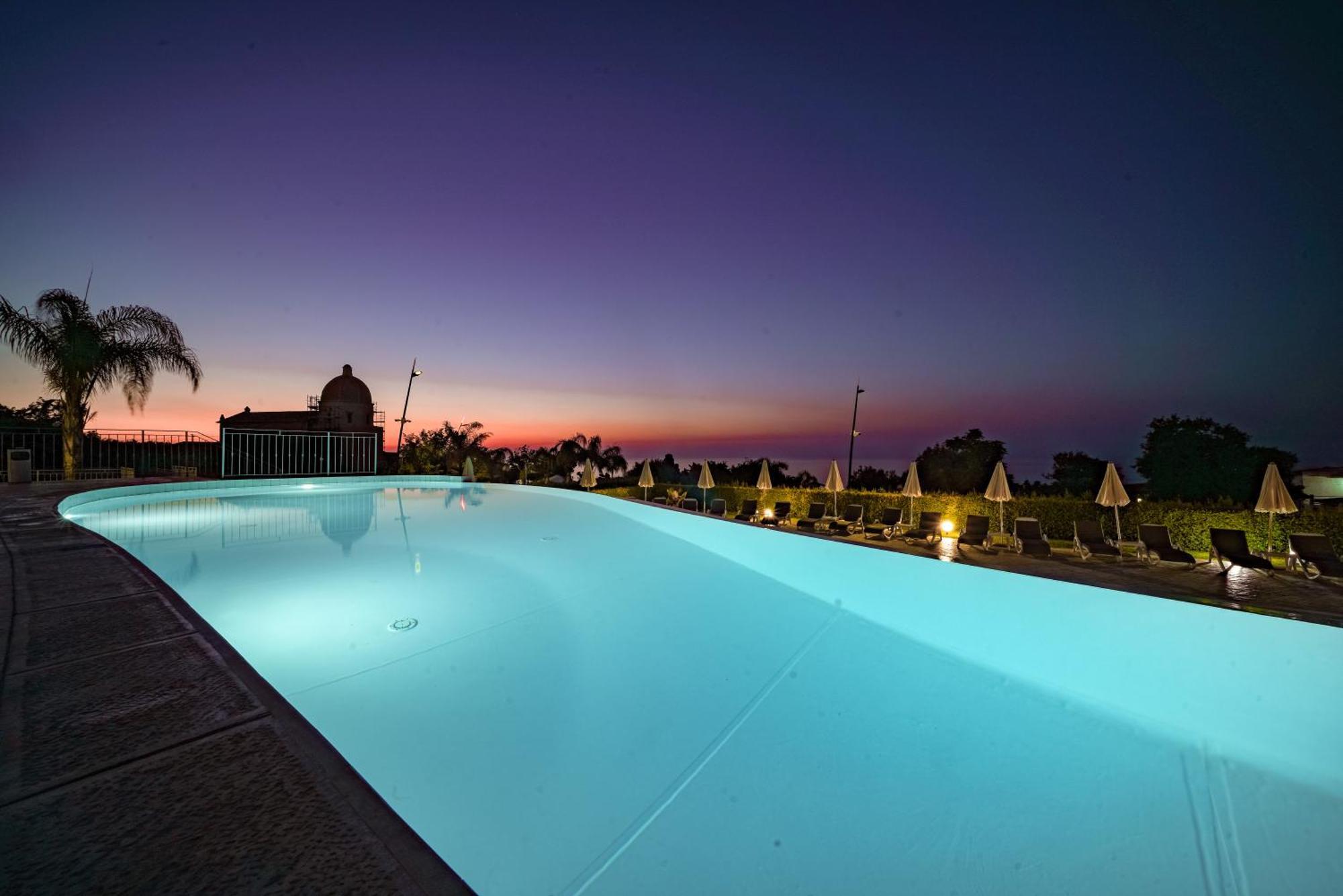 Sentido Michelizia Tropea Resort Eksteriør bilde